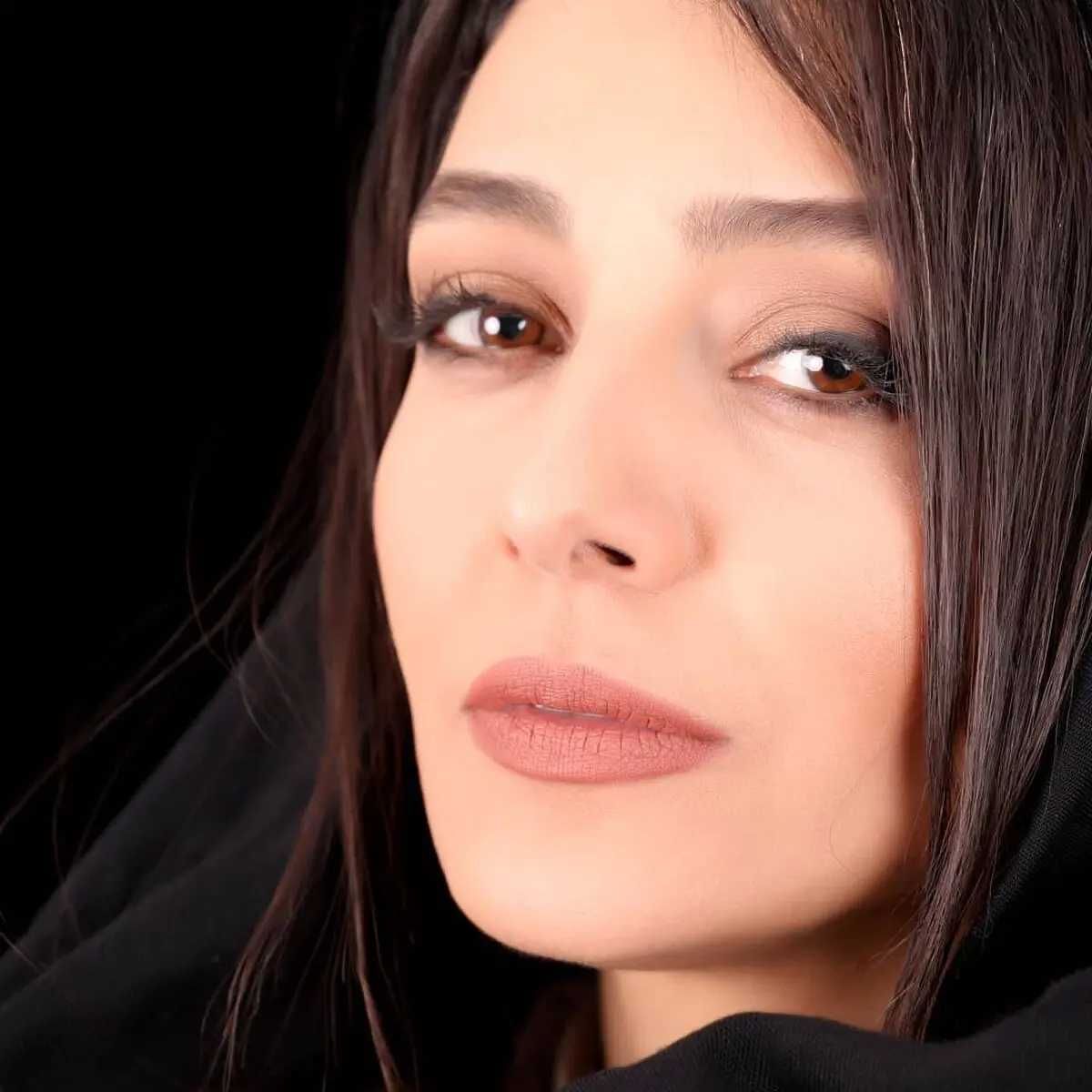 سلفی جالب ساره بیات و همسرش +عکس