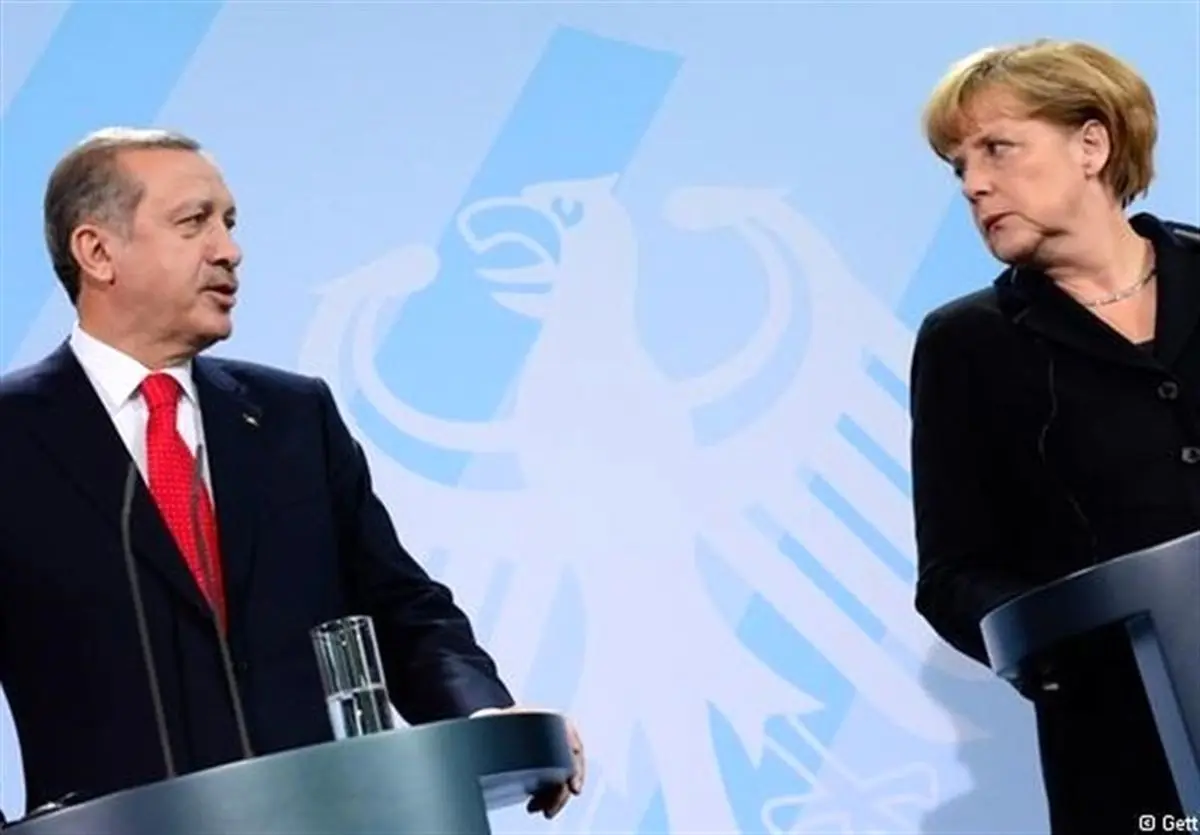 مرکل نیز اردوغان را تهدید کرد