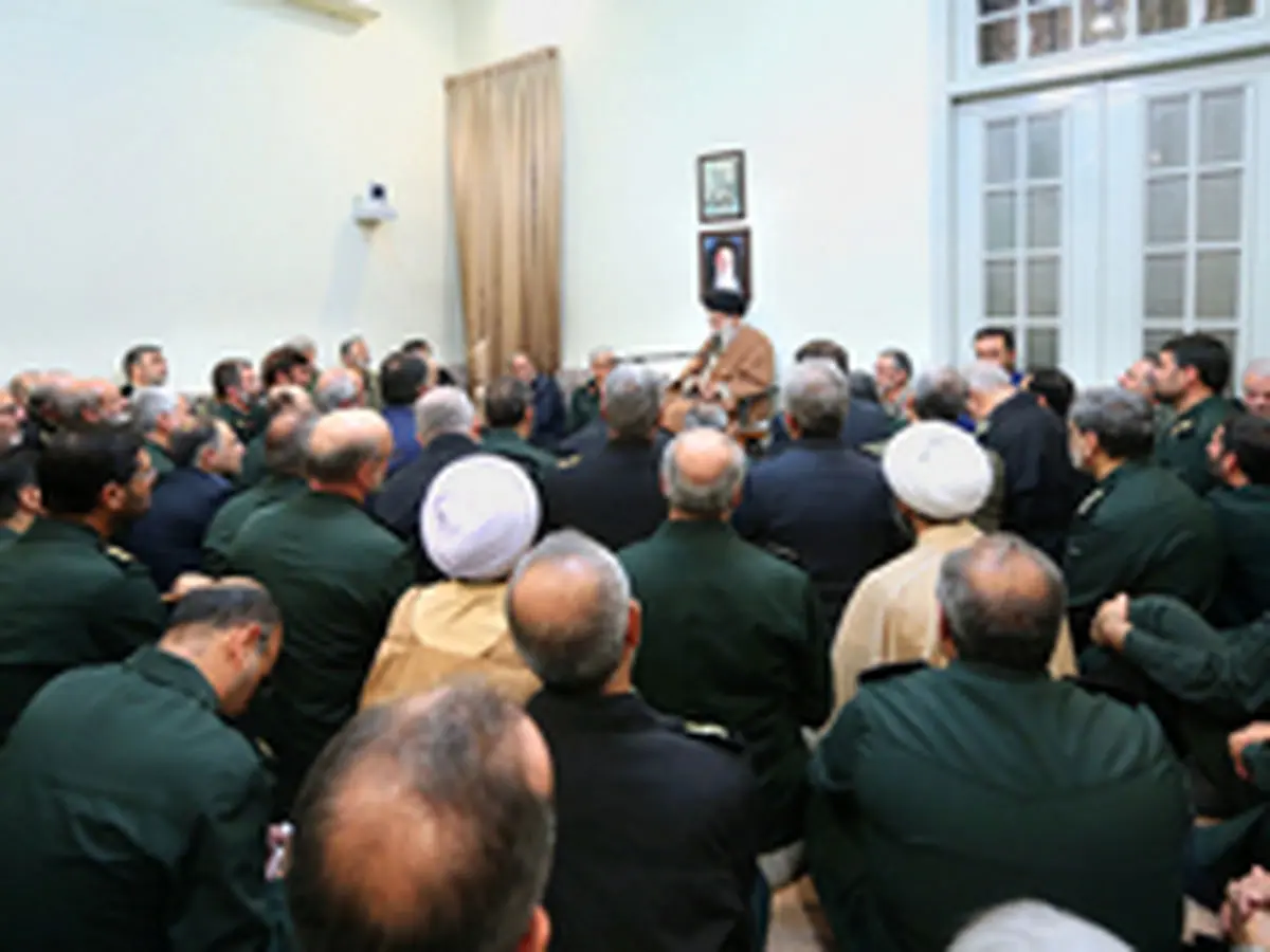 دیدار برگزیدگان جشنواره مالک اشتر با فرمانده کل قوا