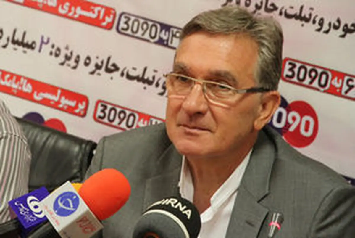پاسخ برانکو به شایعه پیوستن دژاگه به پرسپولیس