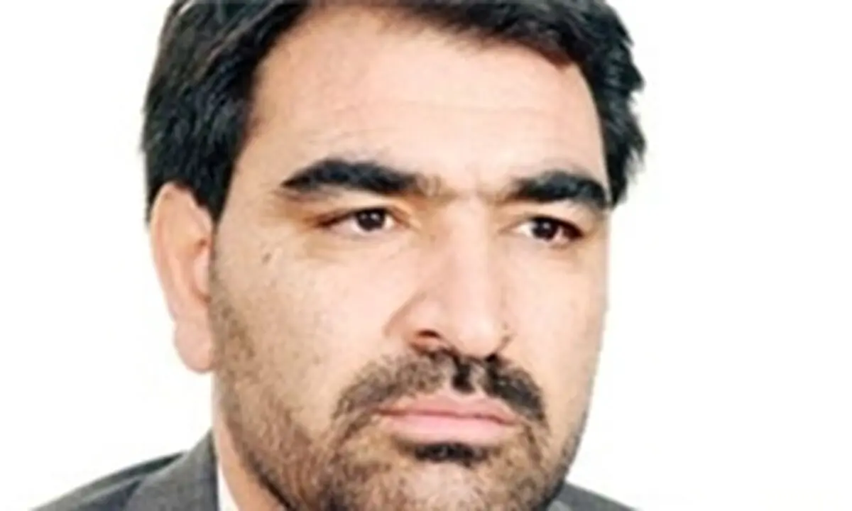  تعداد 4 نفر  از دریافت کننده های حقوق های نامتعارف تاکنون اقدام به استرداد وجوه ننموده‌اند