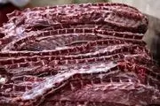 توزیع روزانه ۷۵۰ تن گوشت گرم و منجمد در بازار
