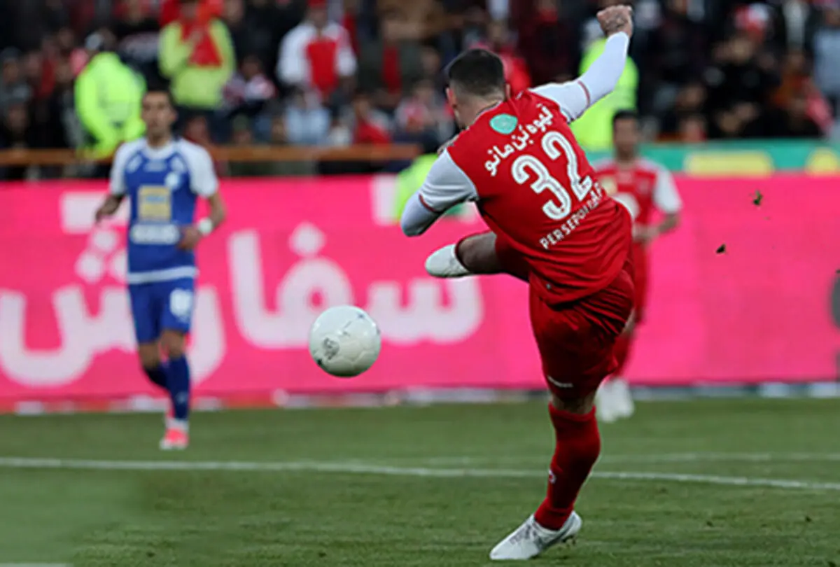 استوکس در پرسپولیس می ماند؟