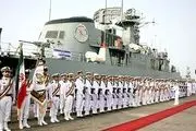 حضور ناوچه نیروی دریایی ایران در رژه روسیه در مقابل چشمان پوتین+فیلم