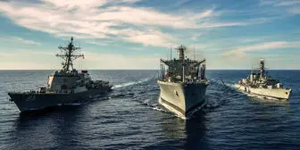 رزمایش مشترک نظامی آمریکا و انگلیس در دریای جنوبی چین 