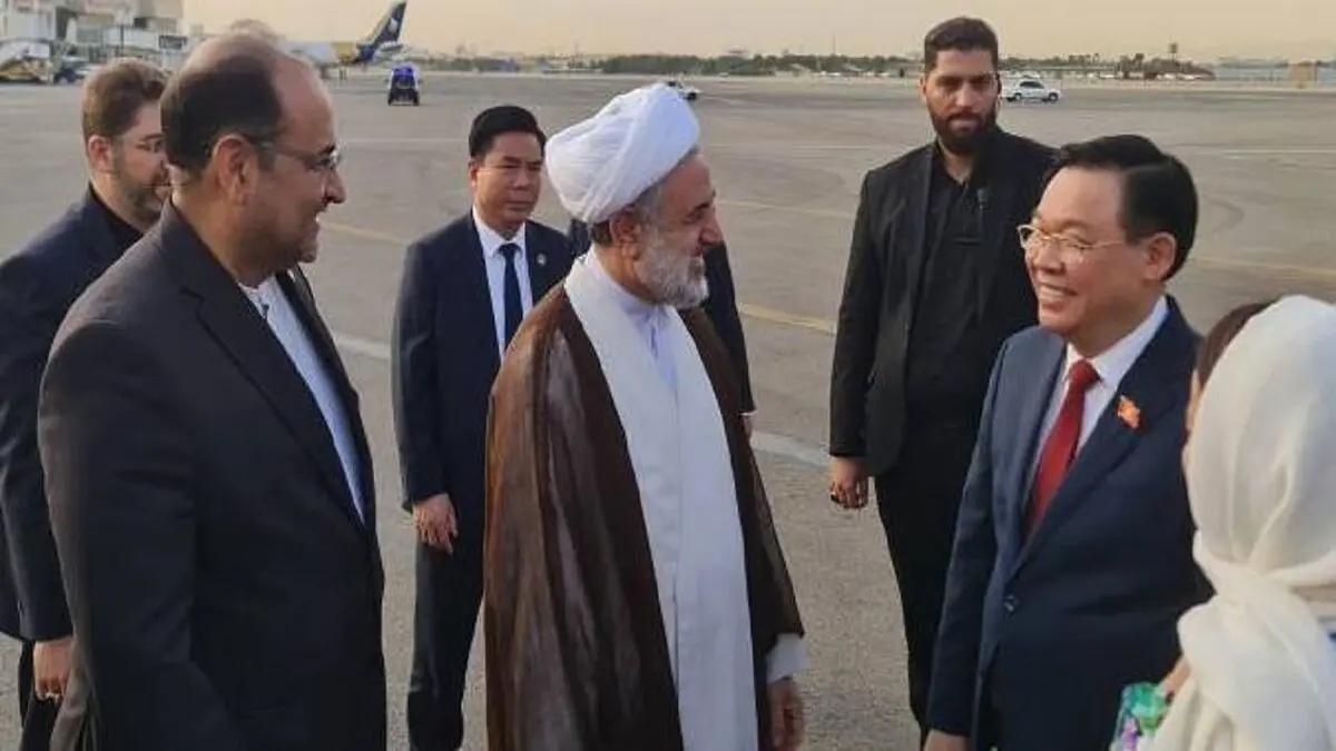 رئیس مجلس ویتنام وارد ایران شد