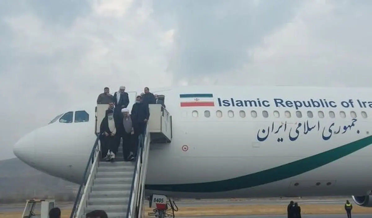 رئیس جمهور وارد سنندج شد
