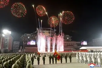 رژه نظامی شبانه در کره‌شمالی