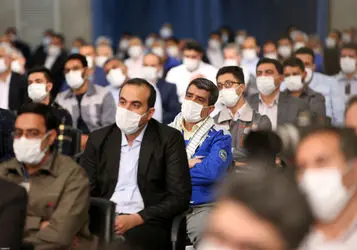 دیدار جمعی از کارگران با رهبر معظم انقلاب اسلامی