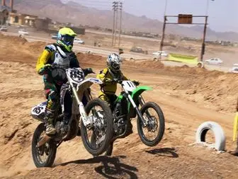 مسابقات منطقه‌ای موتور کراس شرق کشور به میزبانی بجستان