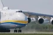 بزرگترین هواپیمای جهان میهمان فرودگاه‌های انگلیس