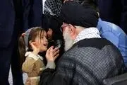  هدیه متفاوت رهبر انقلاب به دختر شهید مدافع حرم+ فیلم