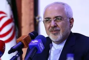 واکنش ظریف به نمایش تبلیغاتی نتانیاهو درباره ایران