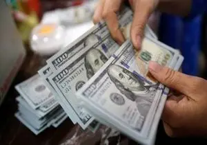 نرخ ارز در بازار آزاد ۱۴ مرداد ۱۴۰۰/ ثبات نرخ ارز در بازار؛ دلار ۲۵ هزار و ۲۵۵ تومان است