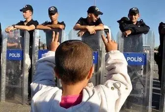 مخالفت اتریش و مجارستان با ورود آوارگان و مهاجران به اروپا