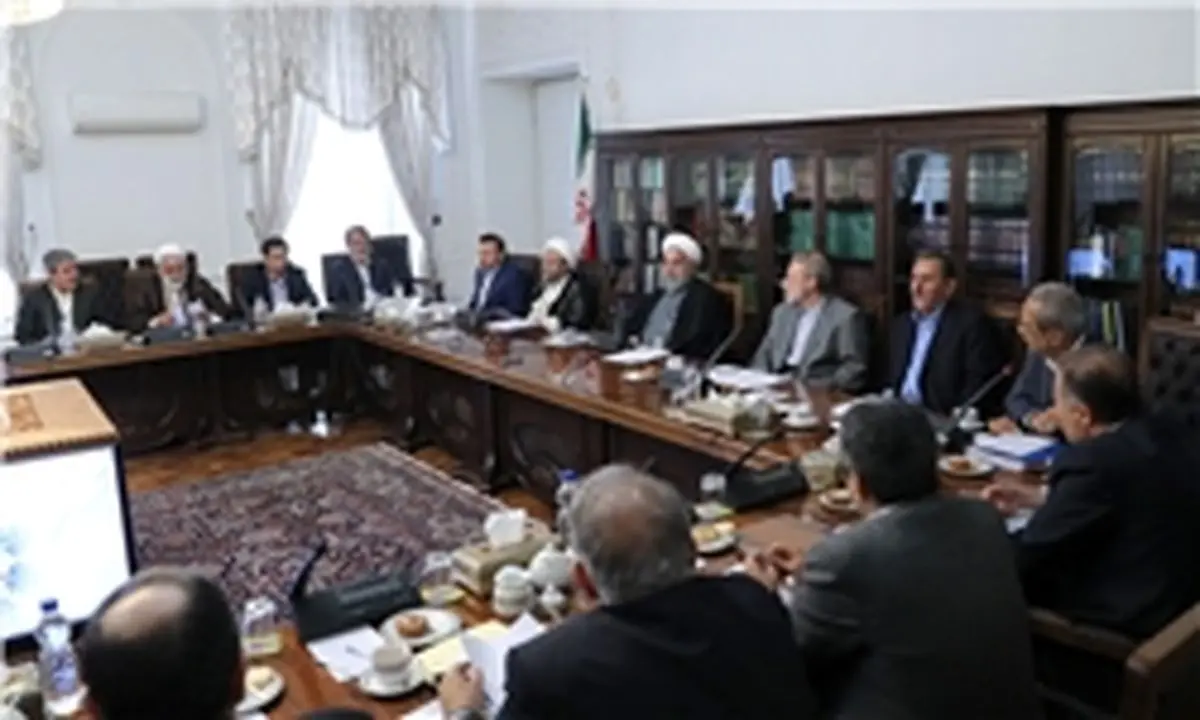 سیاستهای اقتصادی دولت یک سوم قدرت خرید مردم را کم کرد