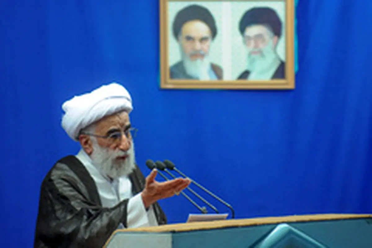 اقامه نماز جمعه تهران به امامت جنتی