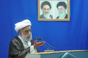 اقامه نماز جمعه تهران به امامت جنتی
