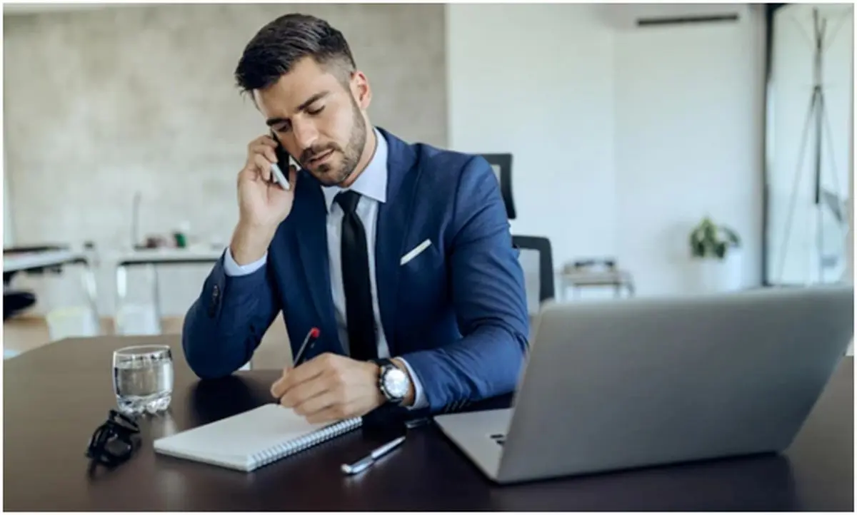 یک مدیر حرفهای چگونه چالشها را مدیریت میکند؟