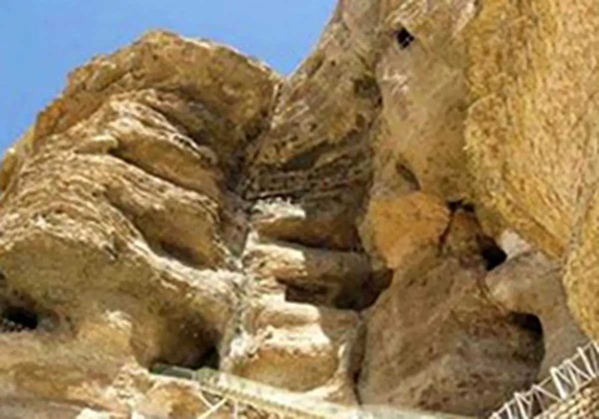 کشف دست کند 4 طبقه با قدمت 300 سال در روستای موغان فریدن
