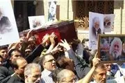 آغاز با شکوه تشییع پیکر استاد «حمید سبزواری» از حوزه هنری