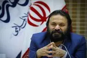 می‌توان از آثار شاعران ایرانی پنجاه نمایشنامه اقتباس کرد