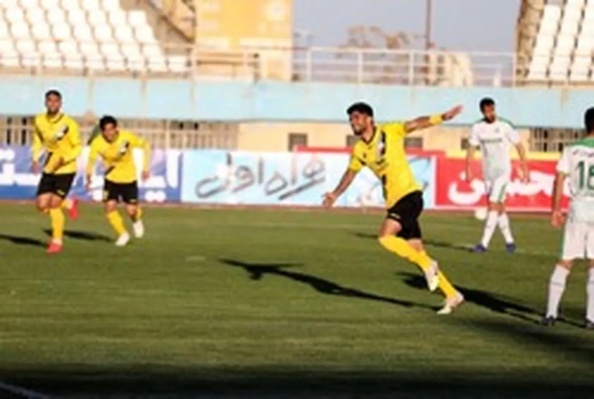 ستاره سپاهان پیراهن پرسپولیس را به تن میکند؟