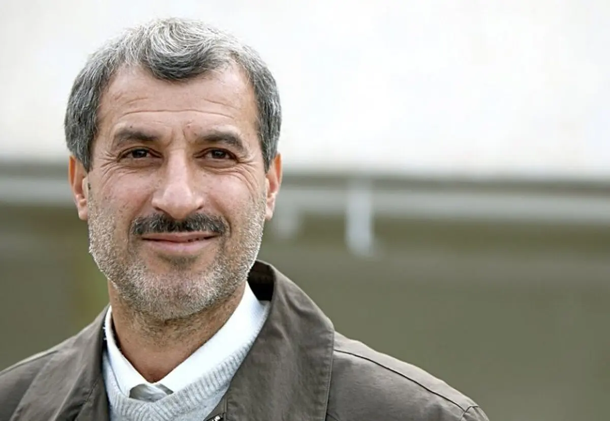 واکنش محمد مایلی کهن به رفتار زشت خداداد عزیزی