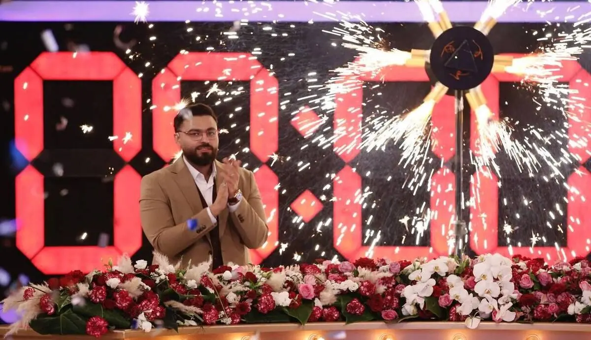 توضیحات مجری تحویل سال درباره حاشیه‌های «پنج ستاره»