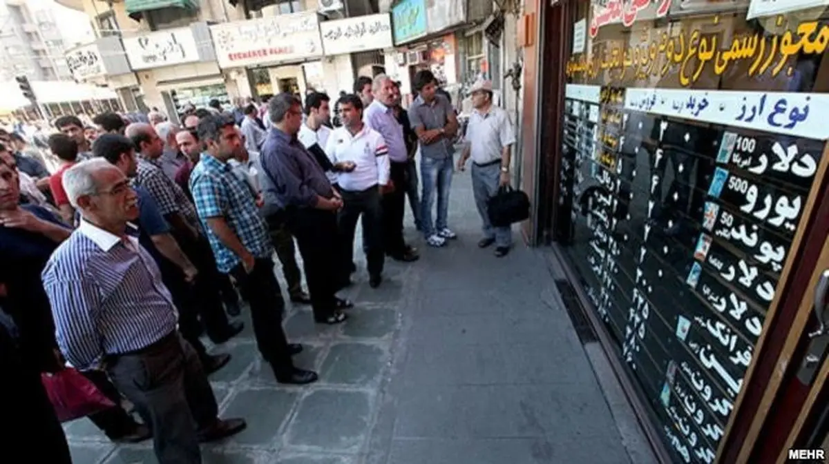 حضور ماموران لباس شخصی در جمع دلالان سبزه میدان