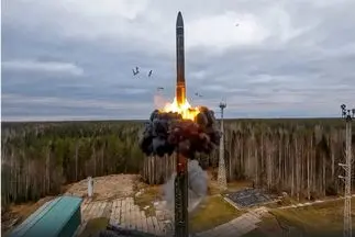 موشک هسته ای روسیه آماده شلیک شد