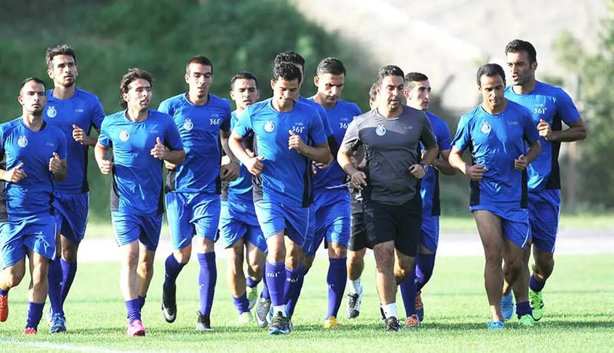 واکنش مدافع آبی پوشان به خبر درگیری‌اش در تمرین استقلال 
