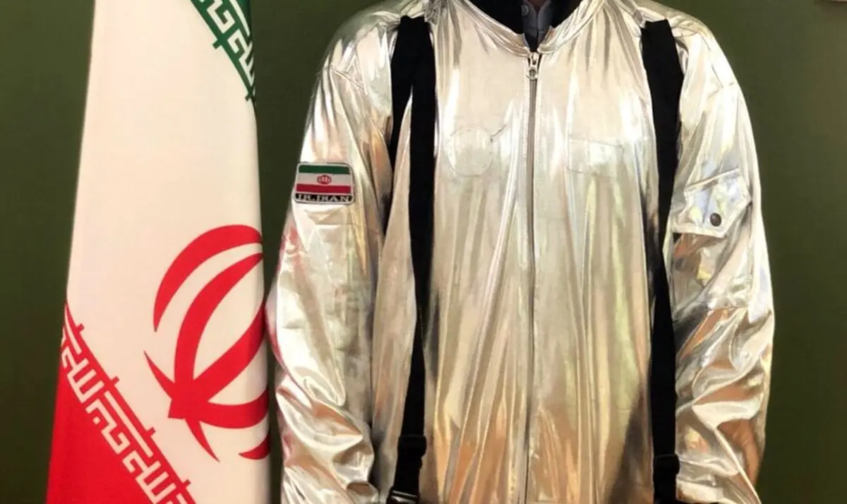 رونمایی لباس فضا نوردان ایرانی توسط آذری جهرمی+عکس