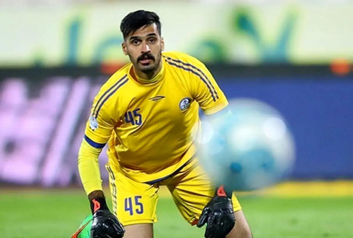 دروازه بان استقلال: اصلاً برای ما مهم نیست پرسپولیس چه جایگاهی دارد