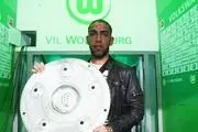 دفترچه تلفن شگفت‌انگیز اشکان دژاگه