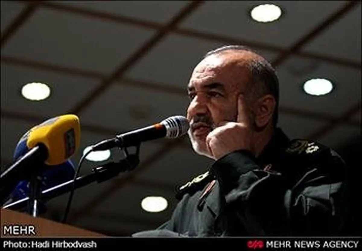 سردار سلامی: باید مقابل زیاده‌خواهی ایستاد