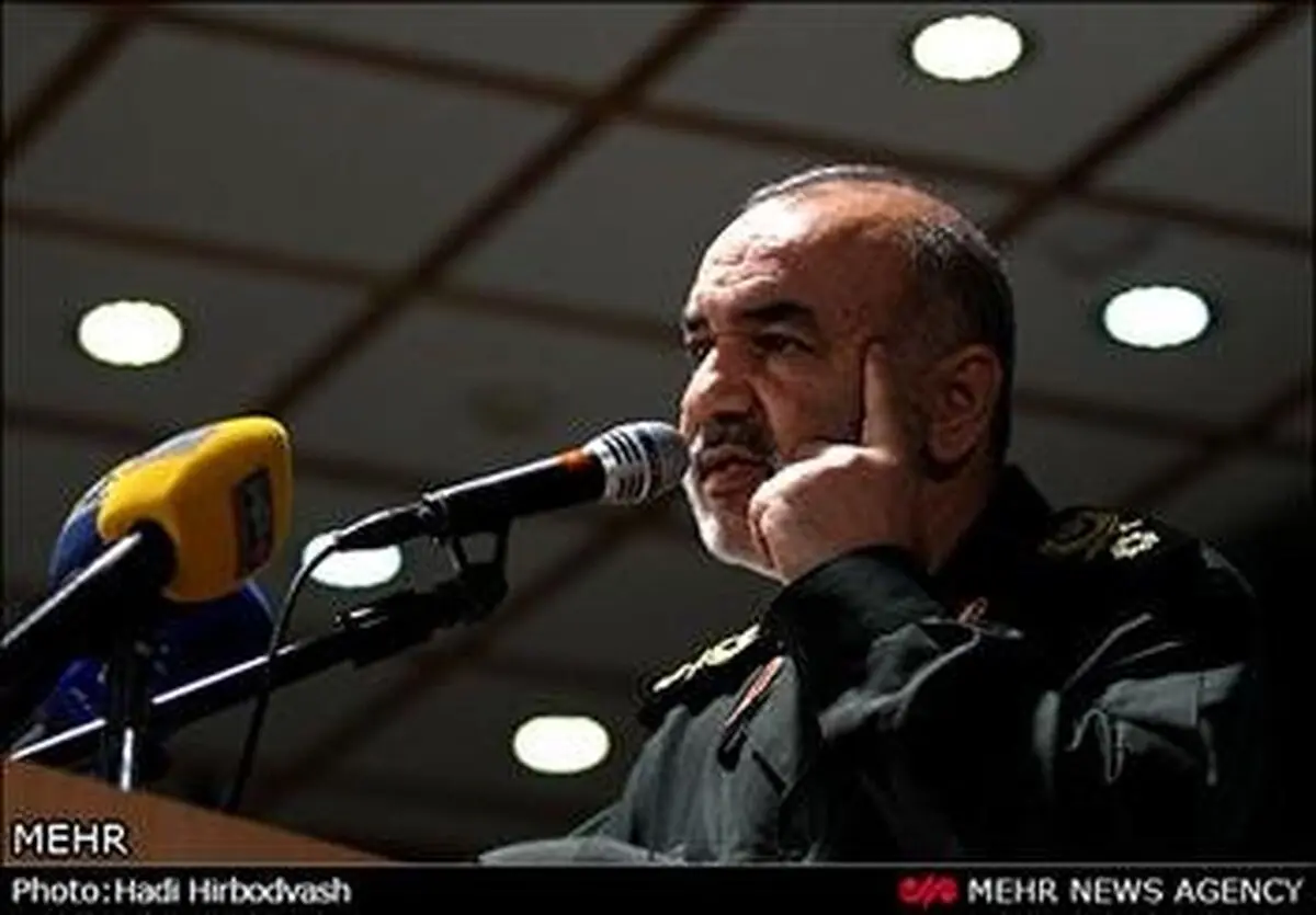 سردار سلامی: باید مقابل زیاده‌خواهی ایستاد