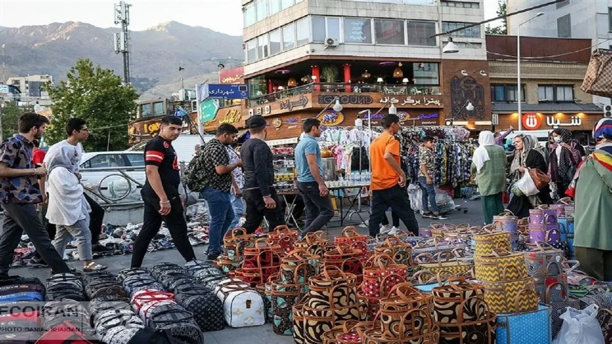 محل بازارچه دستفروشان در چهارراه ولی عصر (عج) مشخص شد
