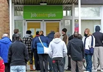 نرخ بیکاری در انگلیس با افزایش بی‌سابقه اخراج‌ها به ۴.۹ درصد رسید
