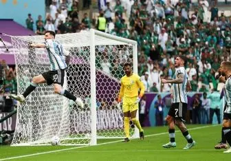 پیروزی عربستان سعودی برابر آرژانتین / شوک به مسی در نخستین گام
