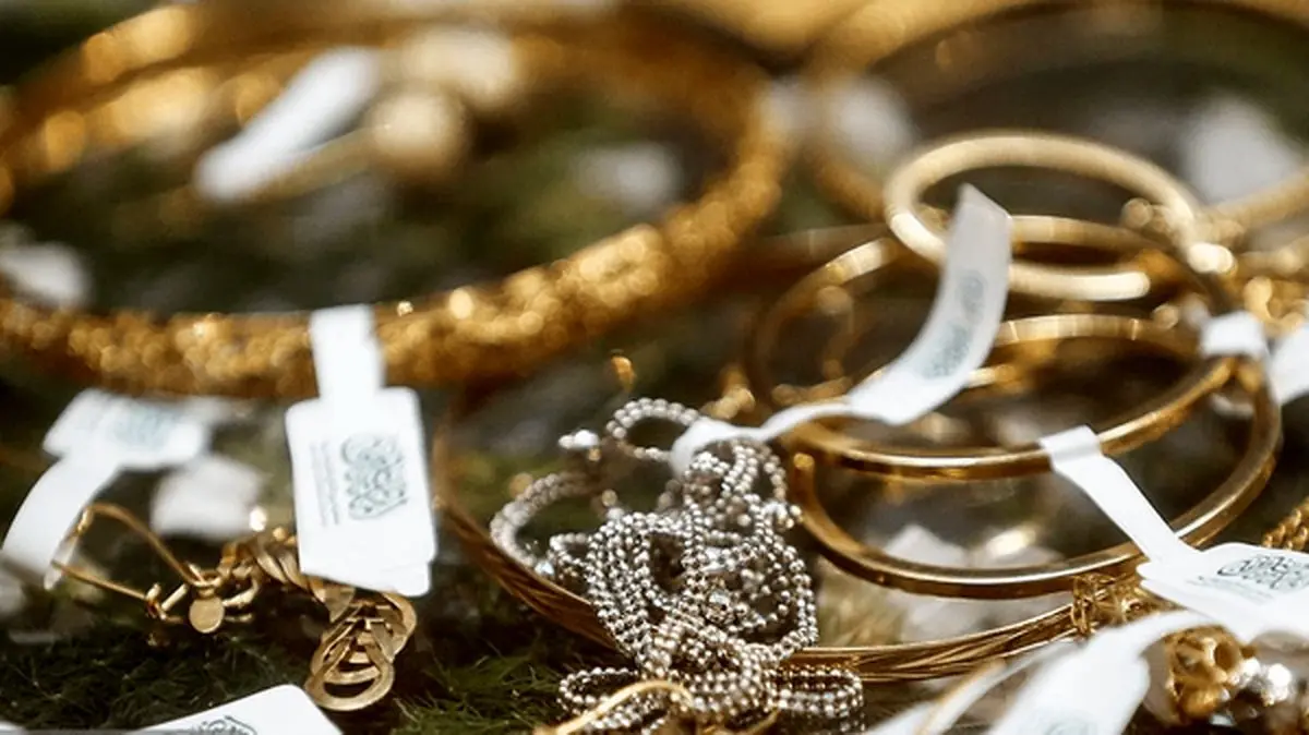 عراقی‌ها با طلاهایشان به کمک ایران و لبنان آمدند