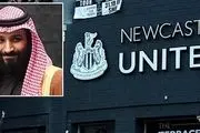 اعتراض به حضور سعودی ها در نیوکاسل با یک عکس خاص