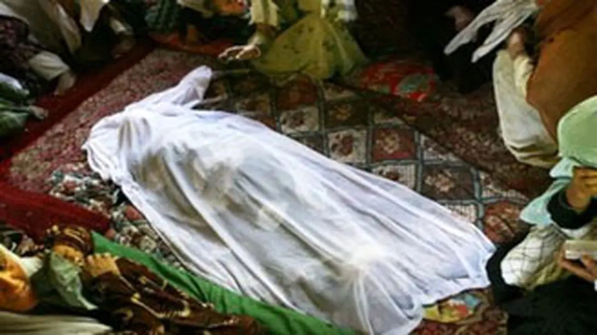 خودکشی یک دختر افغان به دلیل " زیبا نبودن "