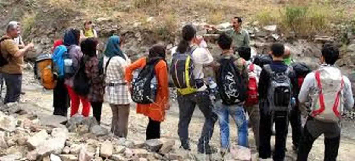 راهنمایان گردشگری چقدر حقوق می‌گیرند+ جدول

