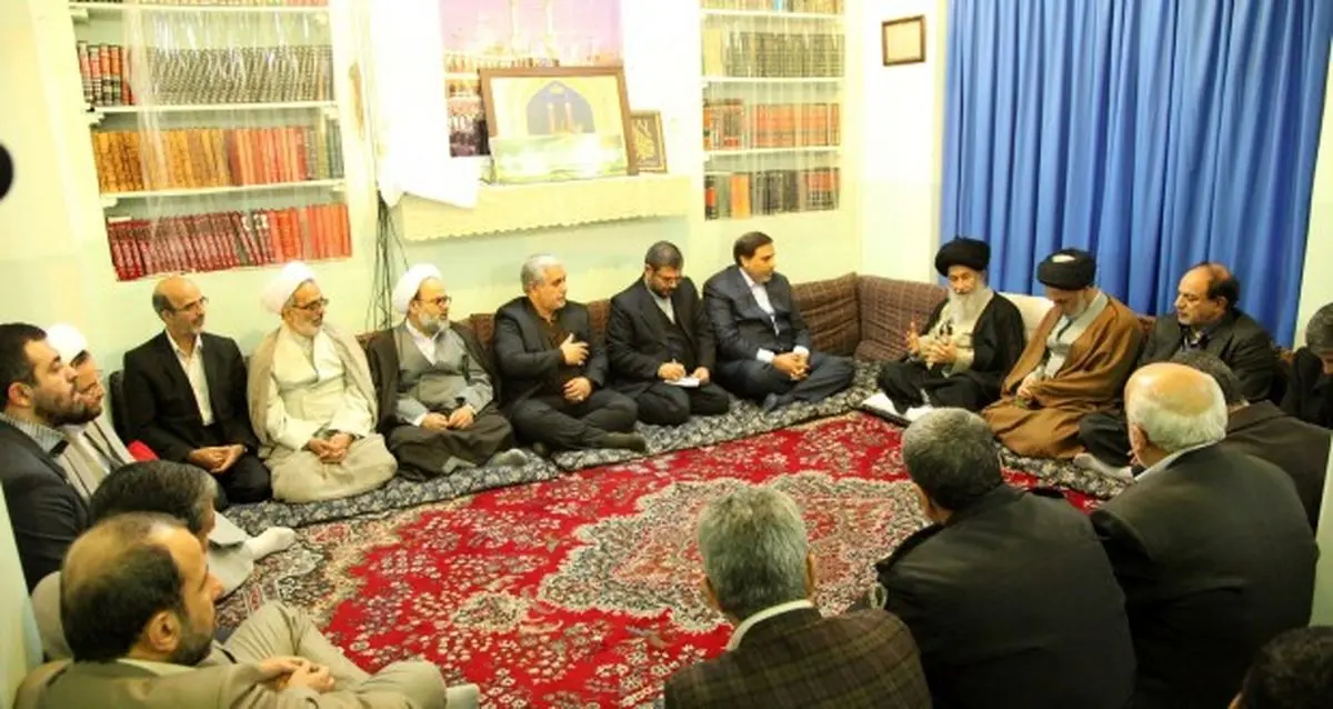 تاکید آیت الله العظمی علوی گرگانی بر تقلیل مجازات زندان