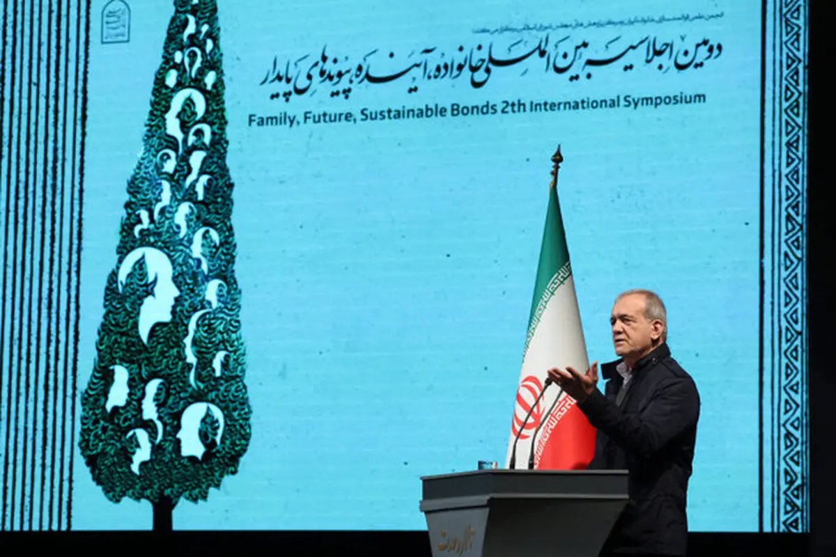 پزشکیان: خانواده‌ها می‌خواهند فرزندشان با ثبت‌نام در مدارس خاص نخبه شوند، اما ...
