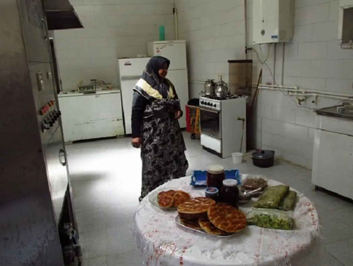 21 بانوی سرپرست خانوار مشغول به کار شدند