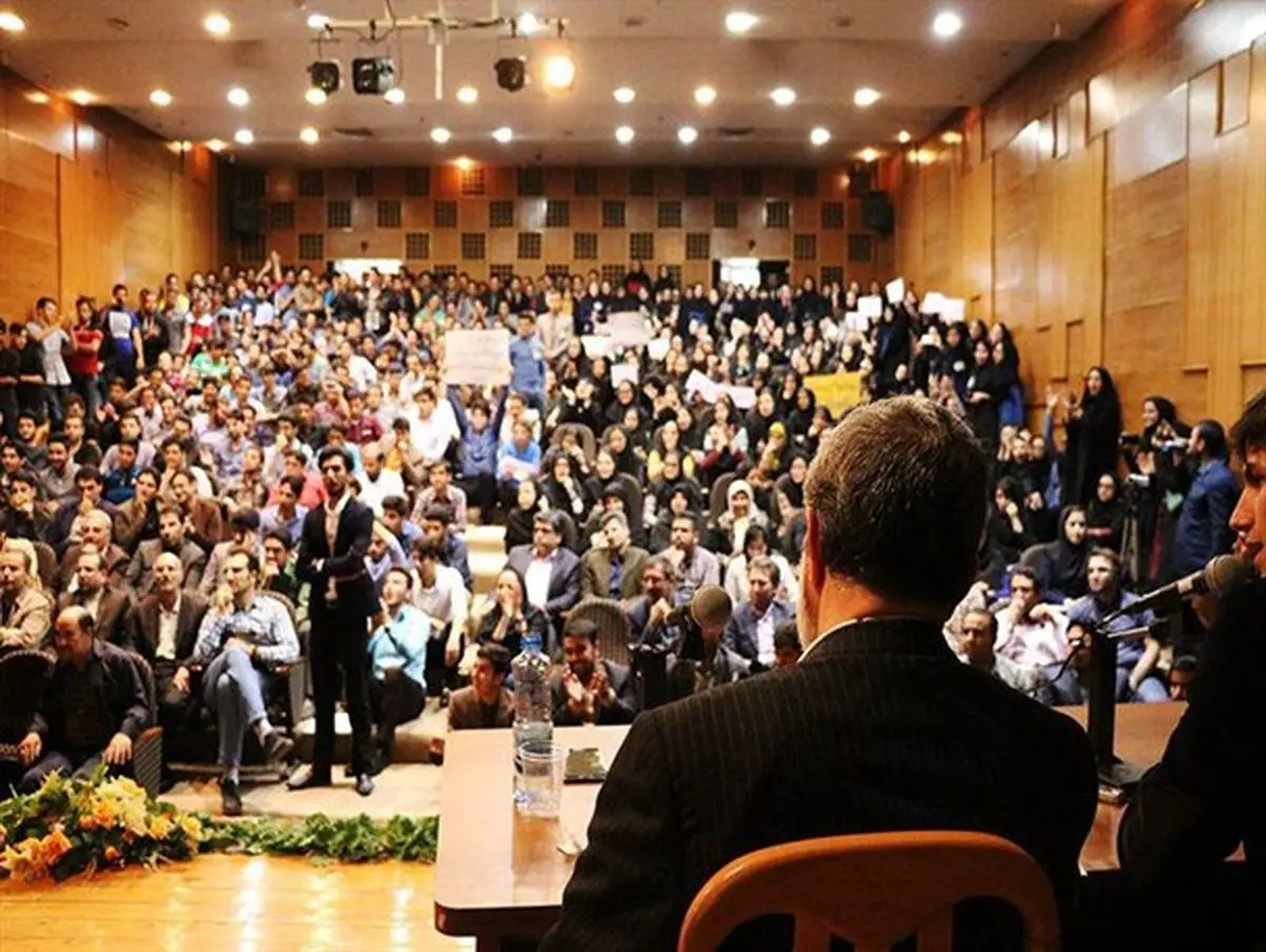 جنجال سخنرانی علی مطهری در سایه بی تدبیری مسئولان+تصاویر