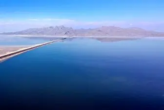 ببینید|بازگشت زیبایی به دریاچه ارومیه 