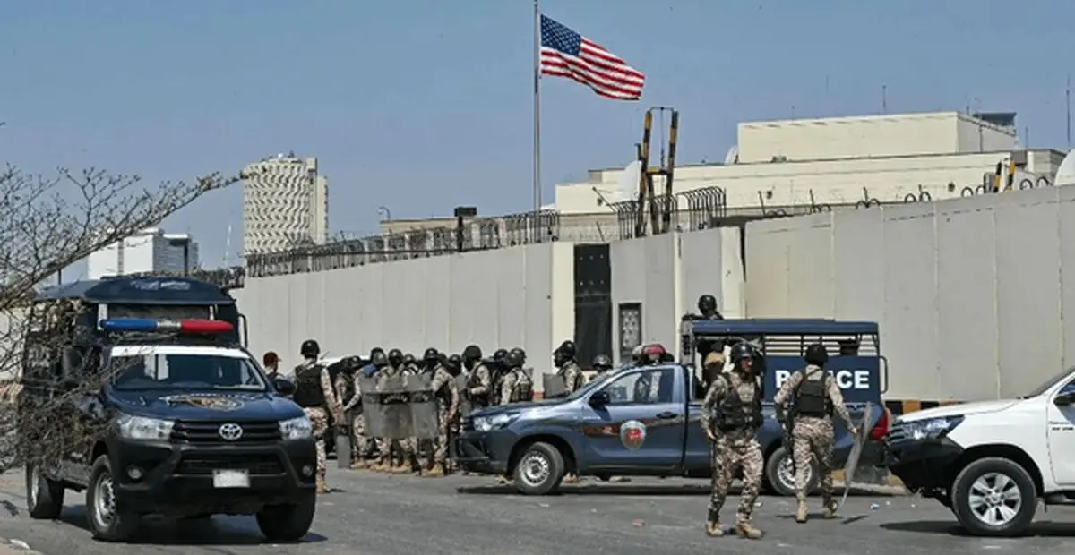 شلیک به معترضان پاکستانی در کراچی توسط نیروهای ارتش آمریکا